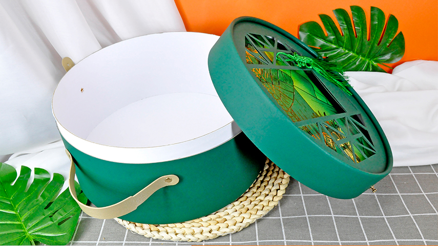 創(chuàng)意鏤空禮盒包裝